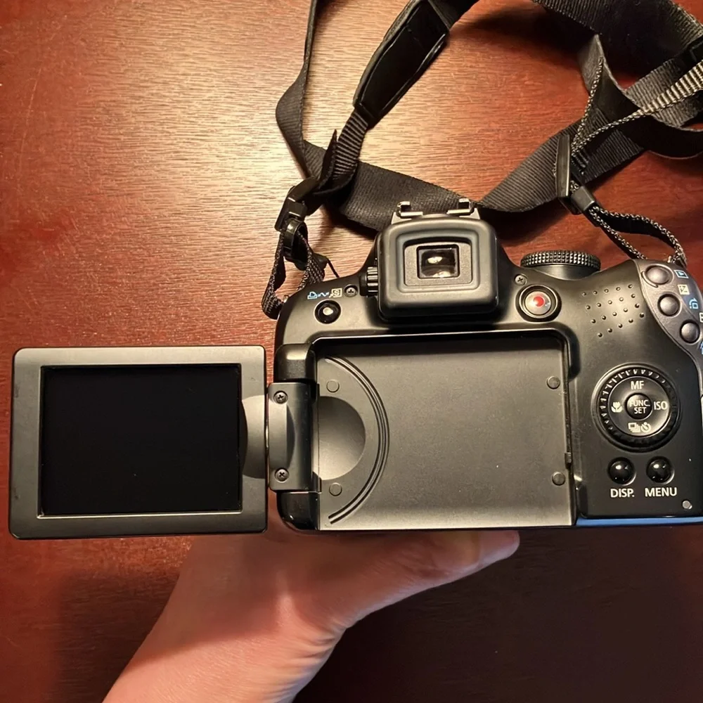Canon PowerShot SX10 IS 10MP 20xzoom